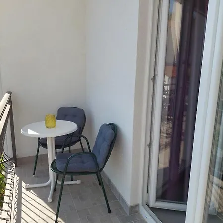 M&m's- Lovely Lejlighed Baška Voda